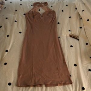 Beautiful dusty rose dress❄️❤️